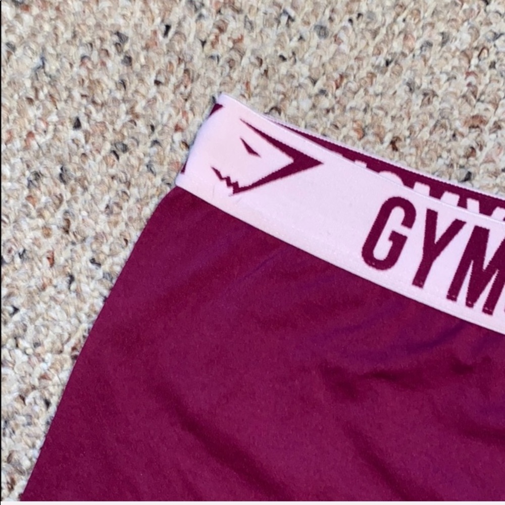 **SOLD**  fit shorts - Picture 2 of 4